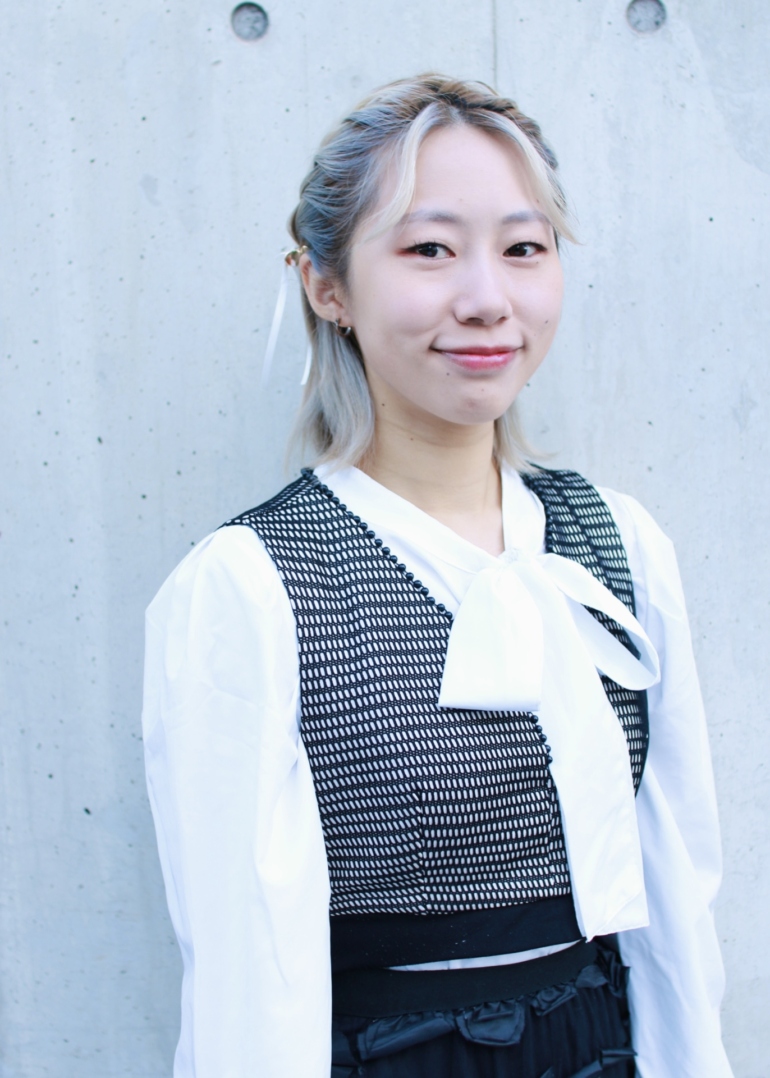 下川夏奈スタイリスト